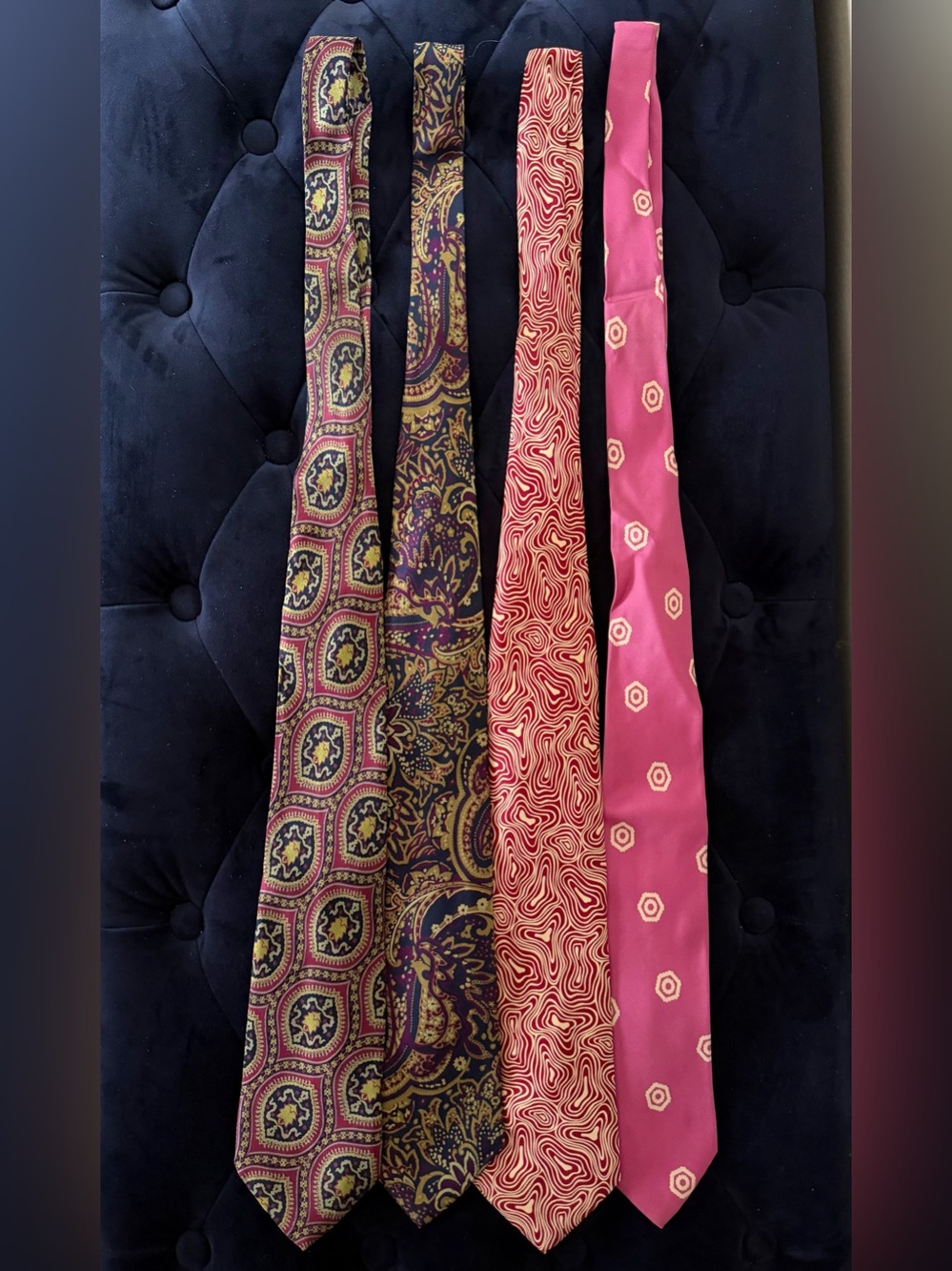 4 Fendi  Patterned Men's Ties